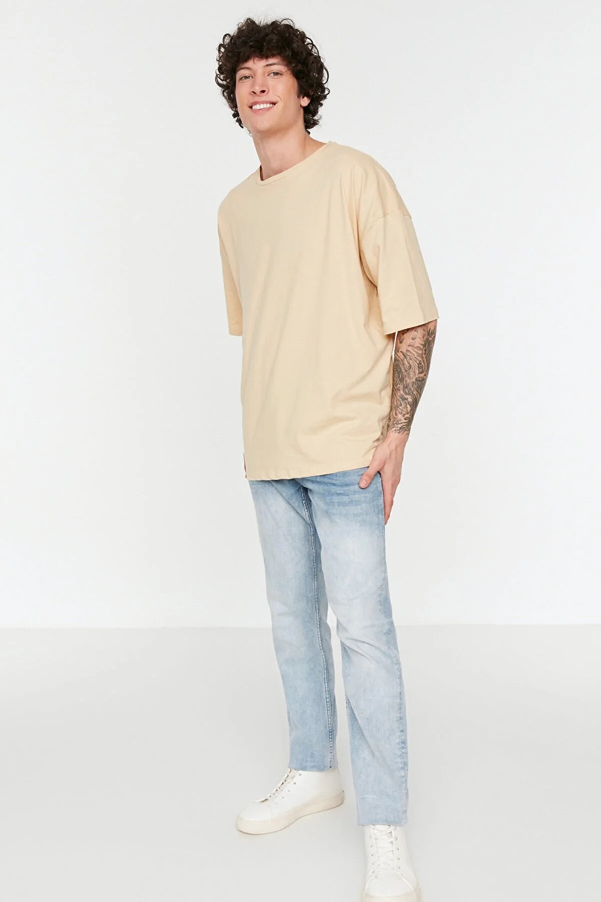 Bej Erkek Basic %100 Pamuklu Bisiklet Yaka Oversize Kısa Kollu T-Shirt